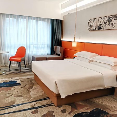 Landmark International Hotel Guangzhou Bagian luar foto