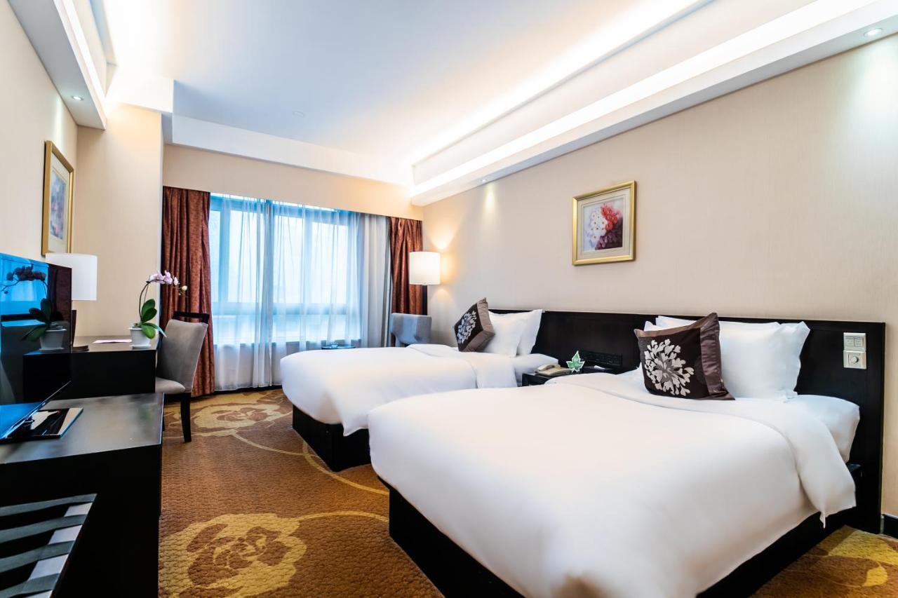 Landmark International Hotel Guangzhou Bagian luar foto