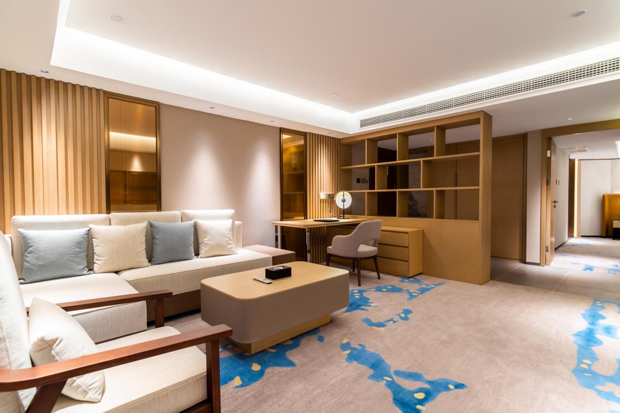 Landmark International Hotel Guangzhou Bagian luar foto