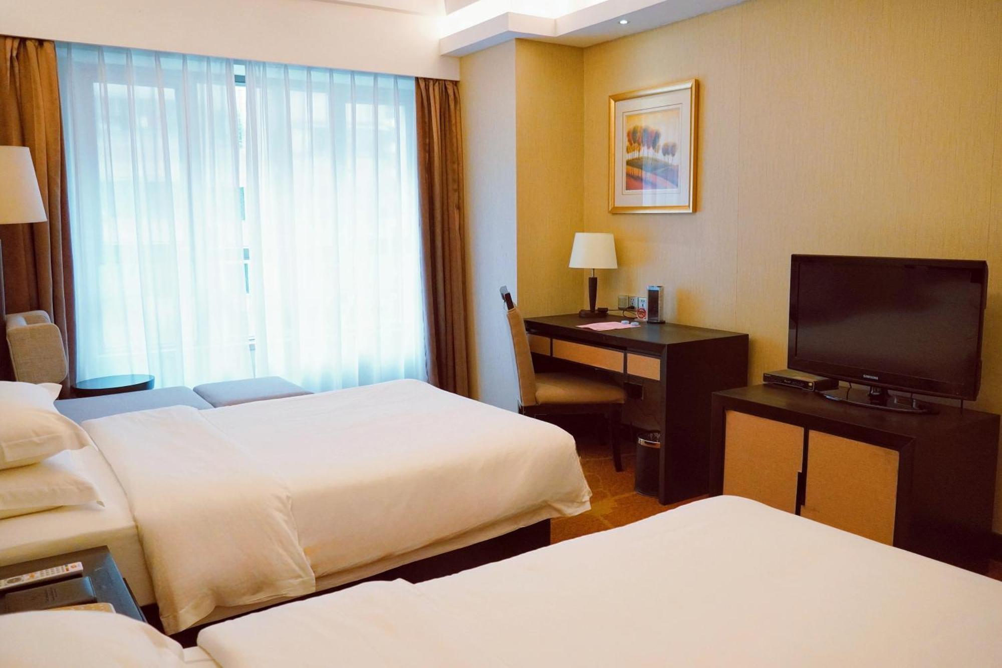 Landmark International Hotel Guangzhou Bagian luar foto