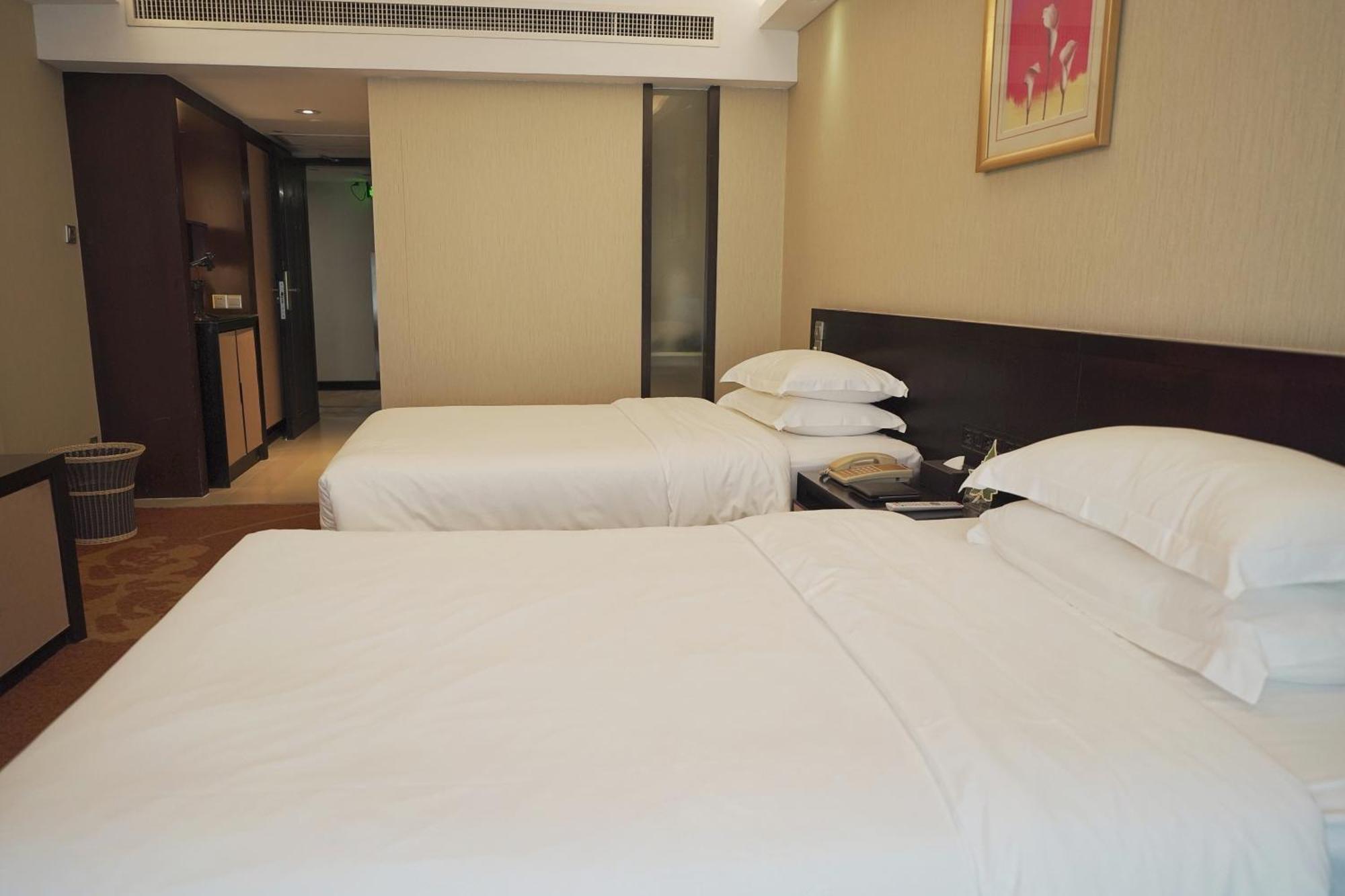 Landmark International Hotel Guangzhou Bagian luar foto